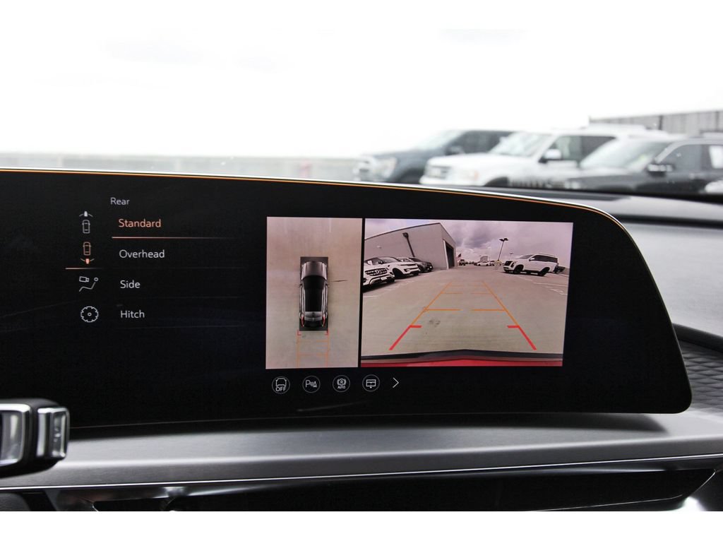 New 2027 Cadillac Lyriq Sport AWD/4WD image 17