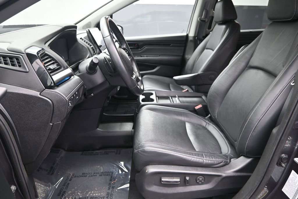 Used 2023 Honda Odyssey Touring image 17