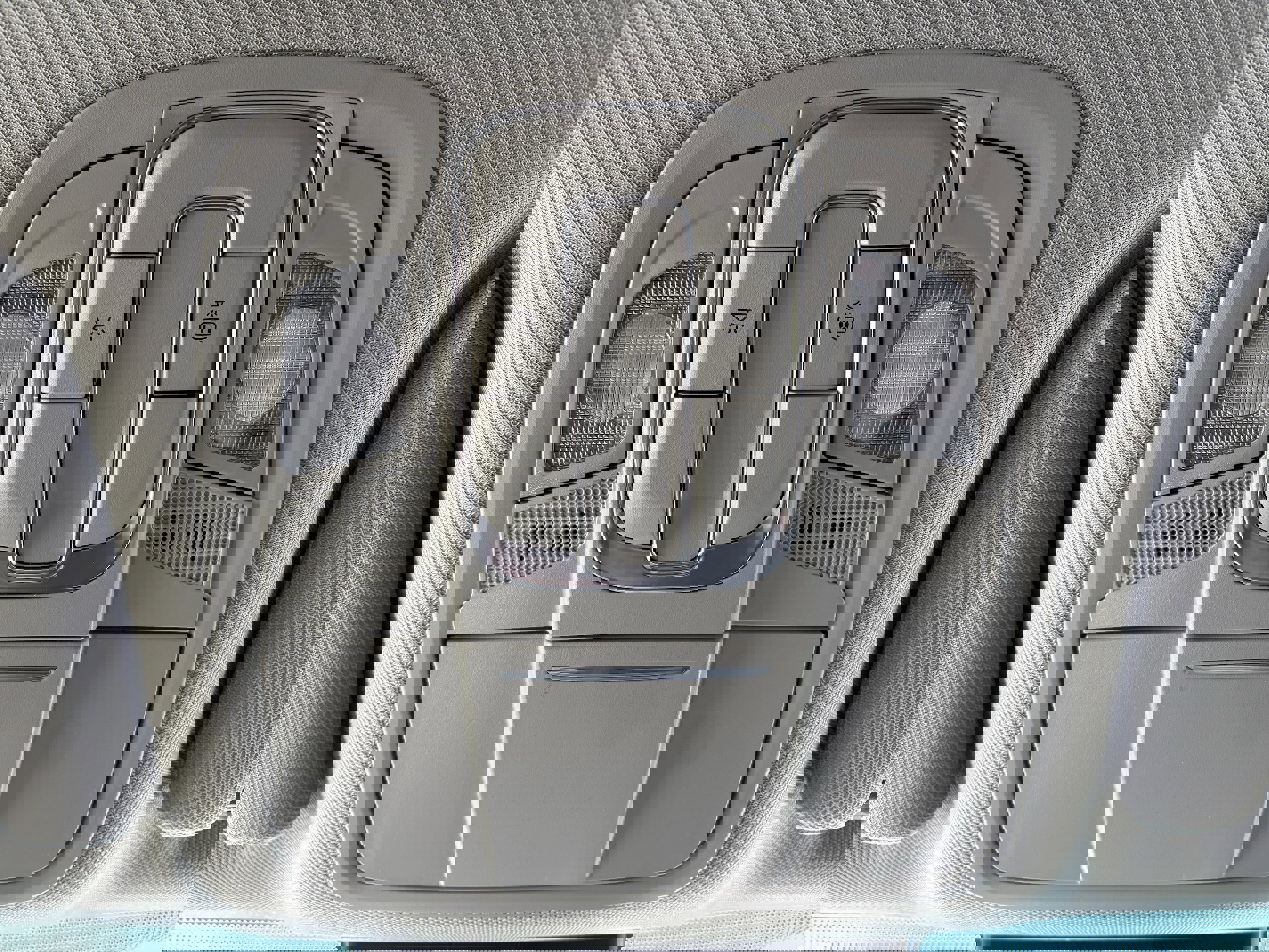 Used 2019 Hyundai Santa Fe SEL image 27