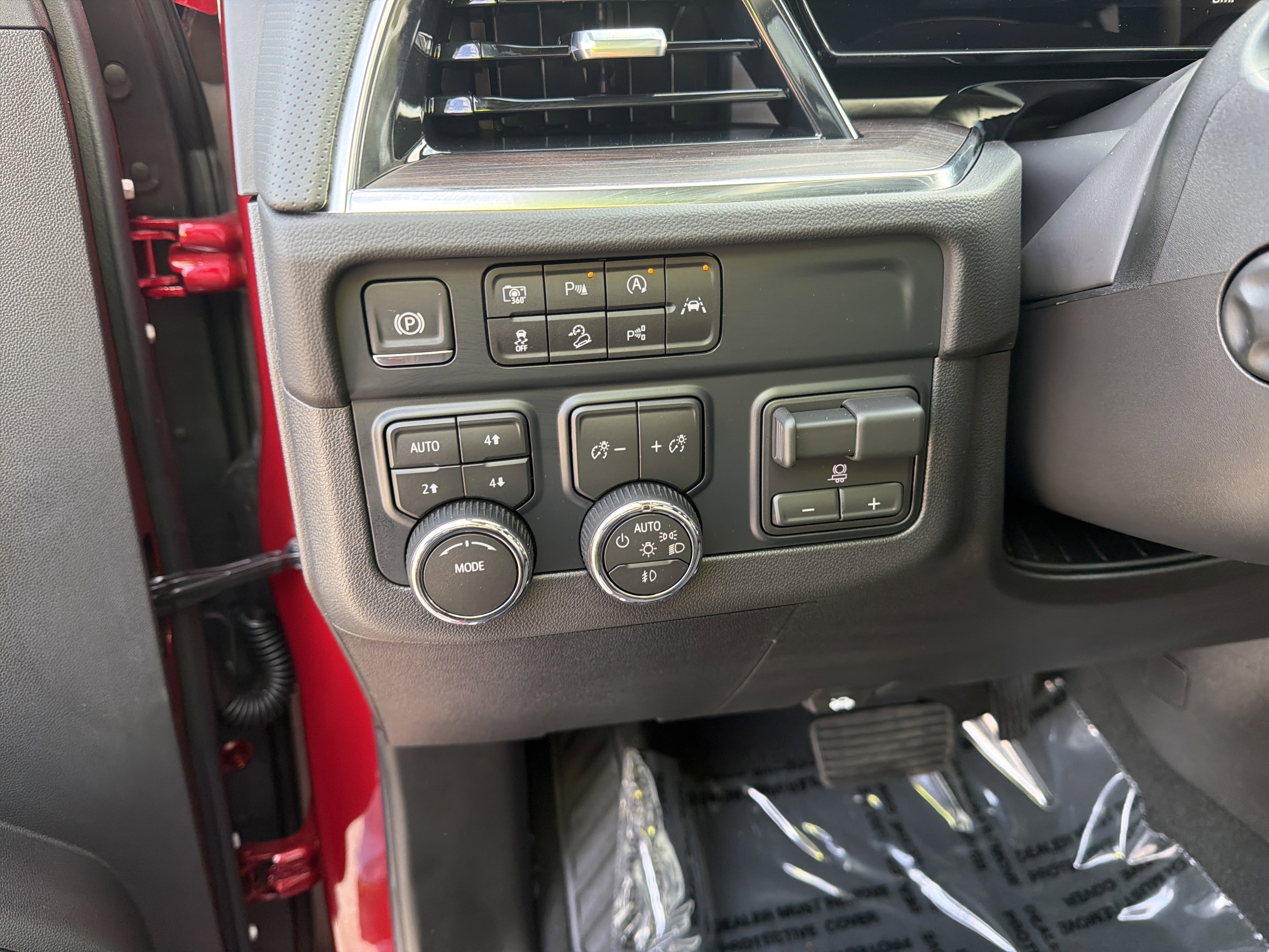 New 2026 Chevrolet Tahoe Premier image 16
