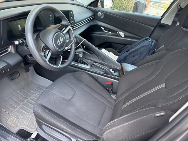 Used 2024 Hyundai Elantra SE FWD image 30