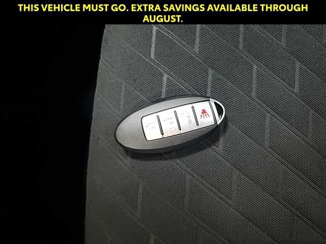 Used 2024 Nissan Kicks SV FWD image 12
