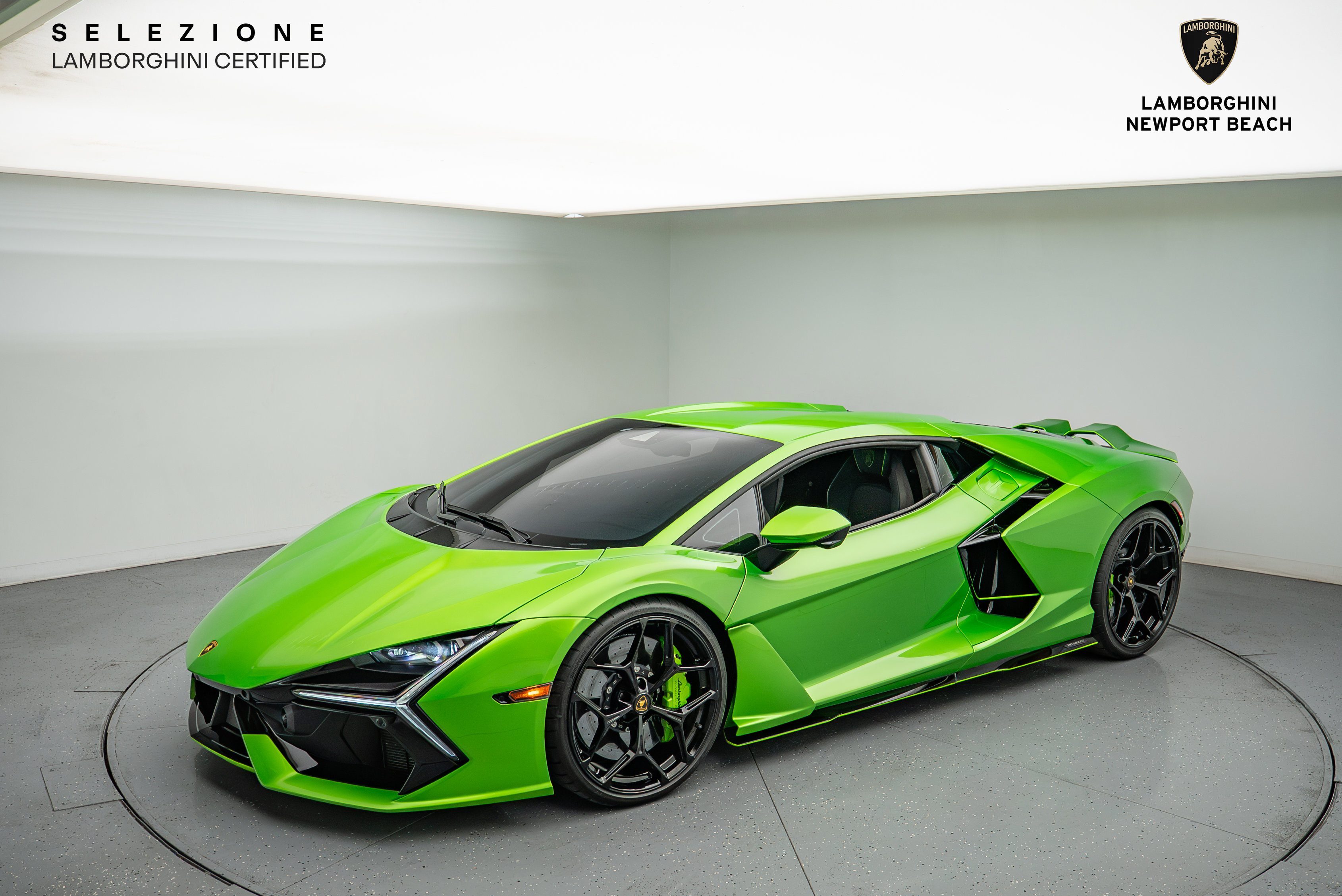 Used 2024 Lamborghini Revuelto AWD/4WD image 13