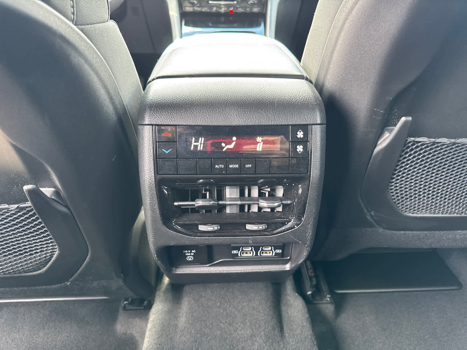 Used 2025 Jeep Grand Cherokee L Laredo w/ Luxury Tech Group I AWD/4WD image 29