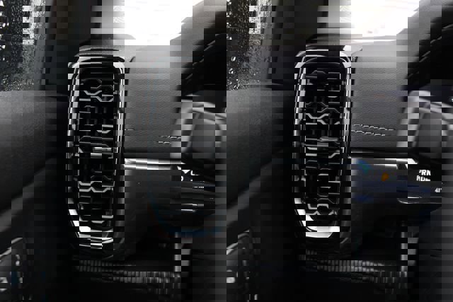 New 2026 Ford Ranger Lariat w/ Convenience Package image 8