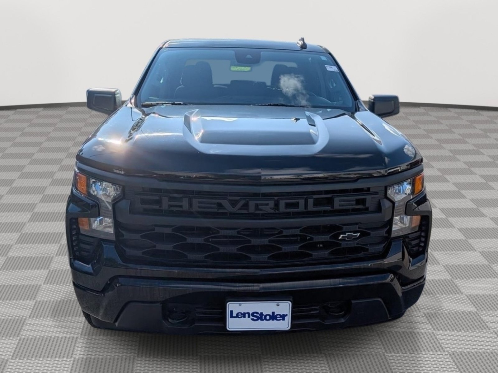 Used 2024 Chevrolet Silverado 1500 Custom w/ Turbomax Blackout Package AWD/4WD image 8