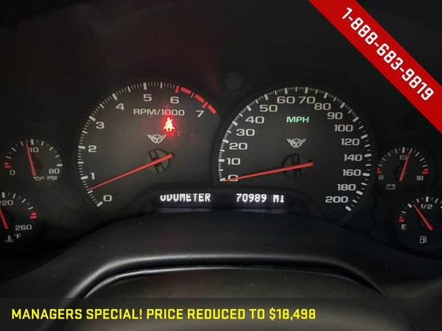 Used 2004 Chevrolet Corvette Coupe w/ Preferred Equipment Group image 2