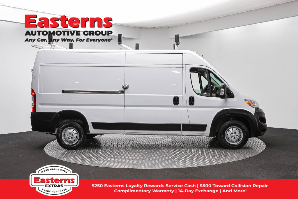 Used 2023 RAM ProMaster 2500 FWD image 5
