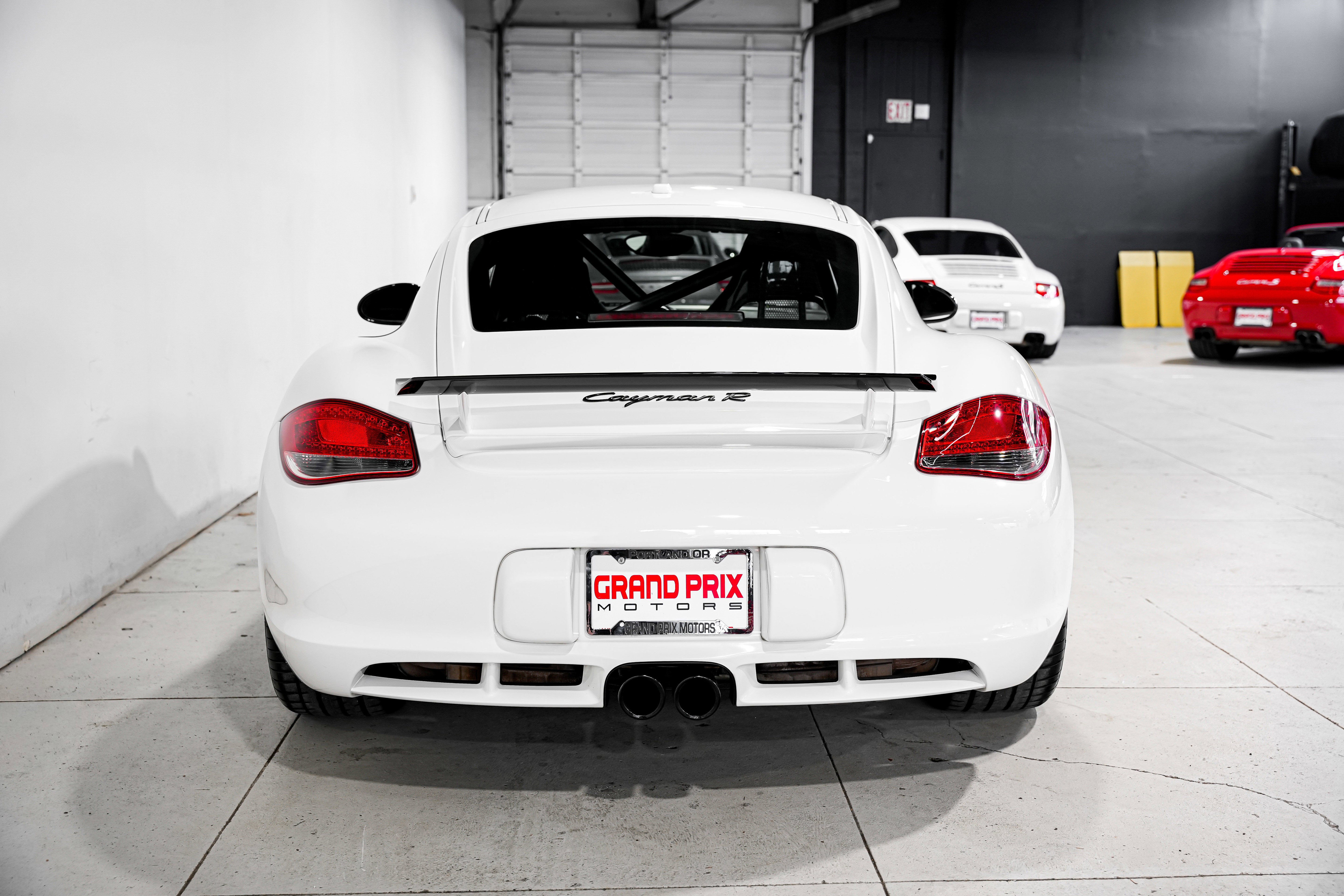 Used 2012 Porsche Cayman R image 5