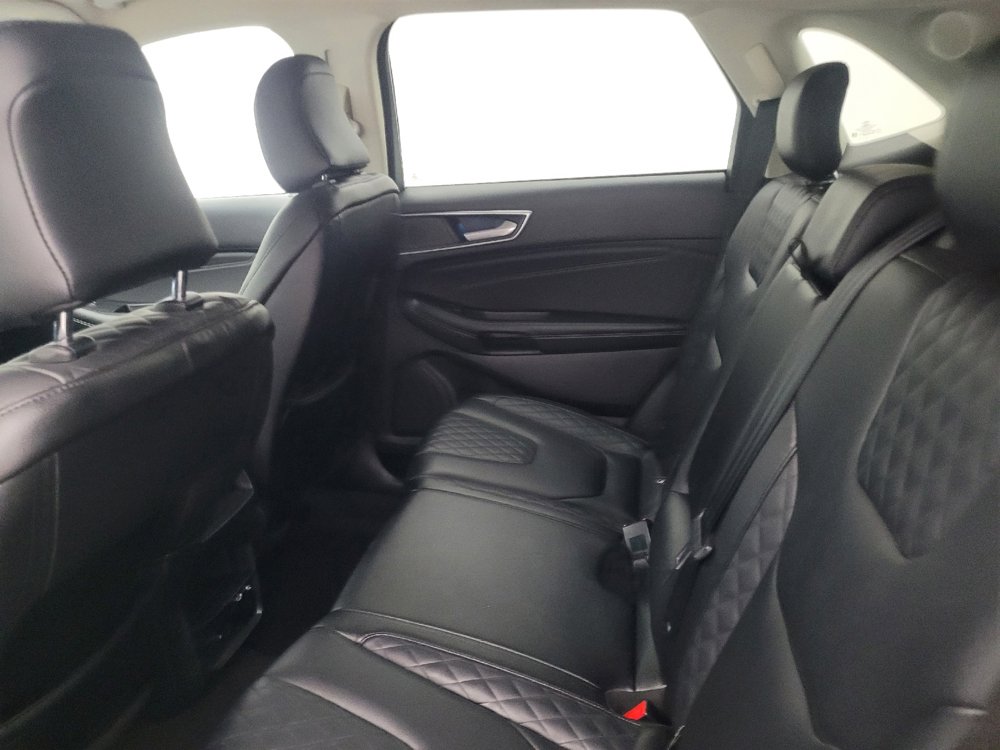 Used 2024 Ford Edge Titanium image 18