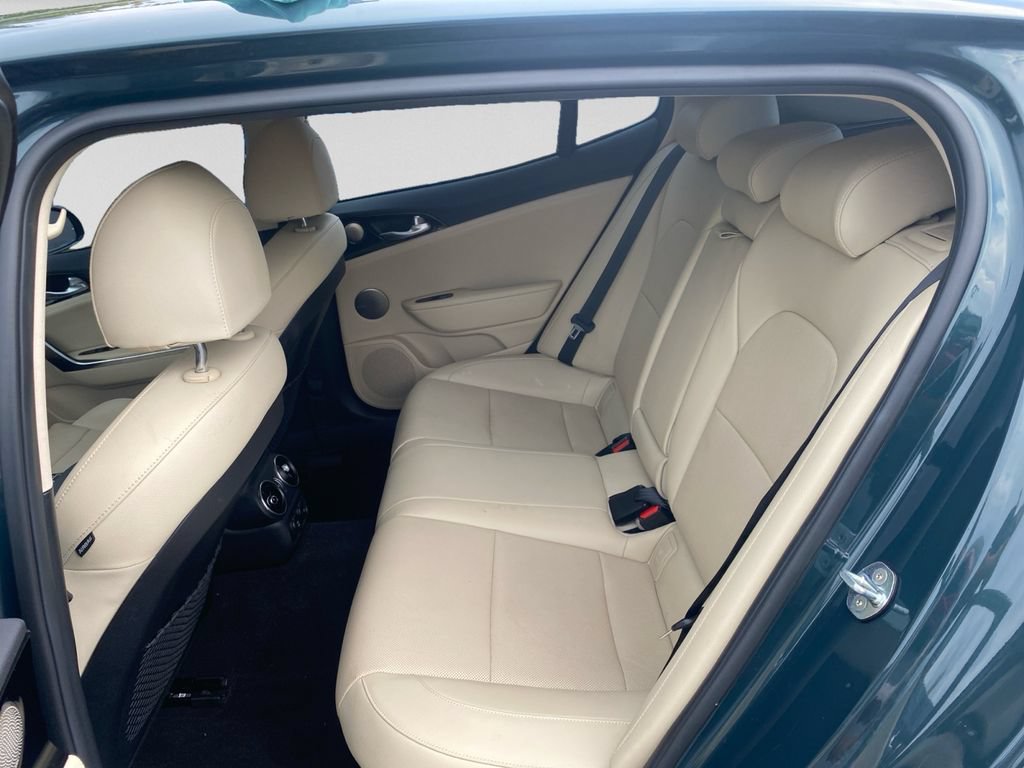 Used 2023 Kia Stinger GT-Line w/ Sun & Sound Package RWD image 22