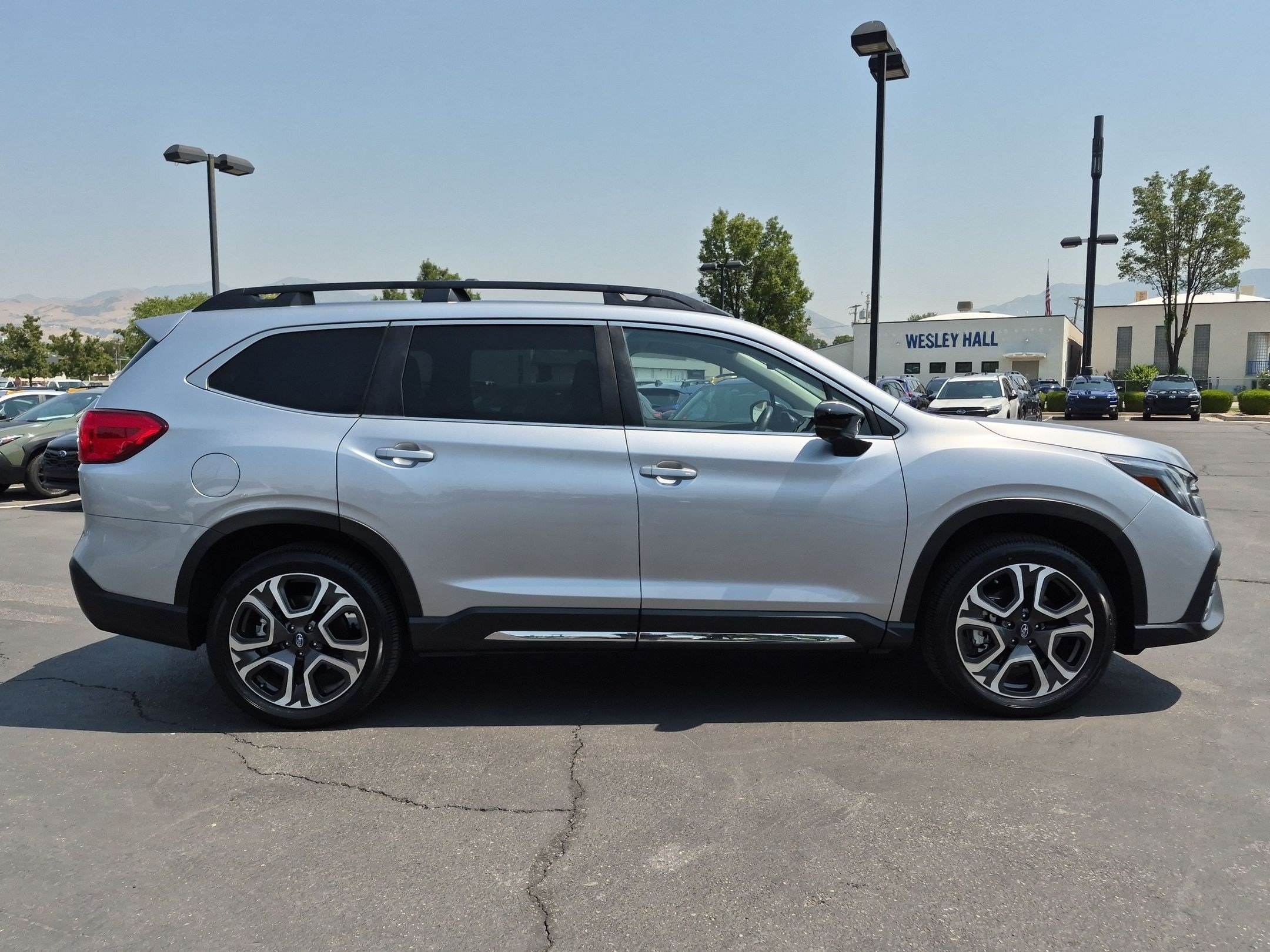 Certified 2026 Subaru Ascent Limited AWD/4WD image 2