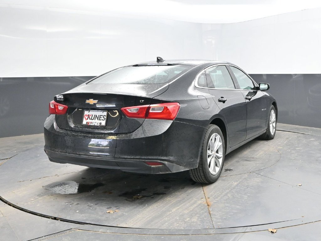 Used 2025 Chevrolet Malibu LT FWD image 7