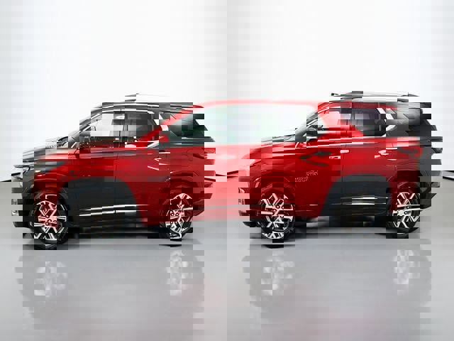 Used 2023 Chevrolet Traverse High Country w/ LPO, Floor Liner Package image 4