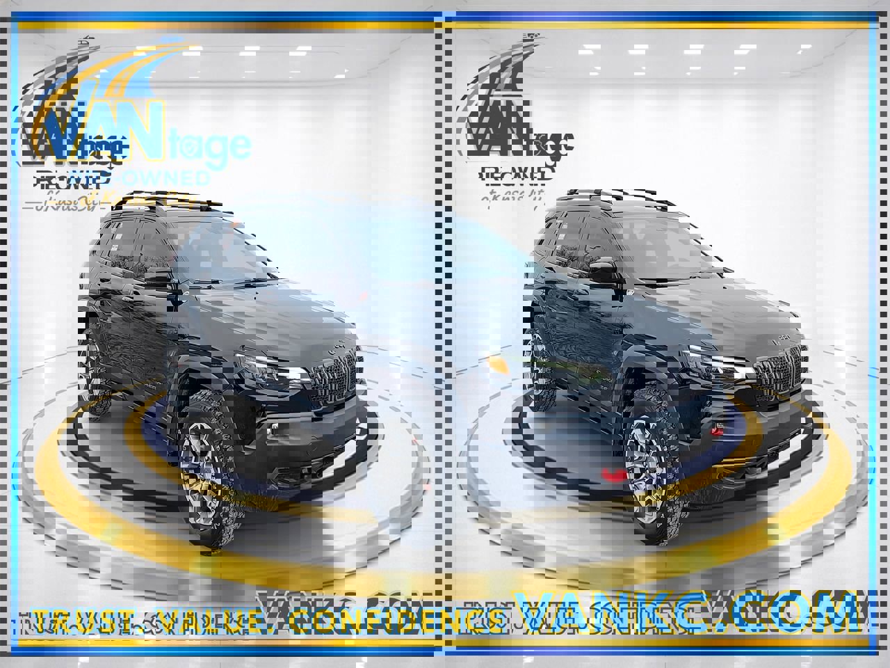 Used 2022 Jeep Cherokee Trailhawk w/ Comfort/Convenience Group image 3