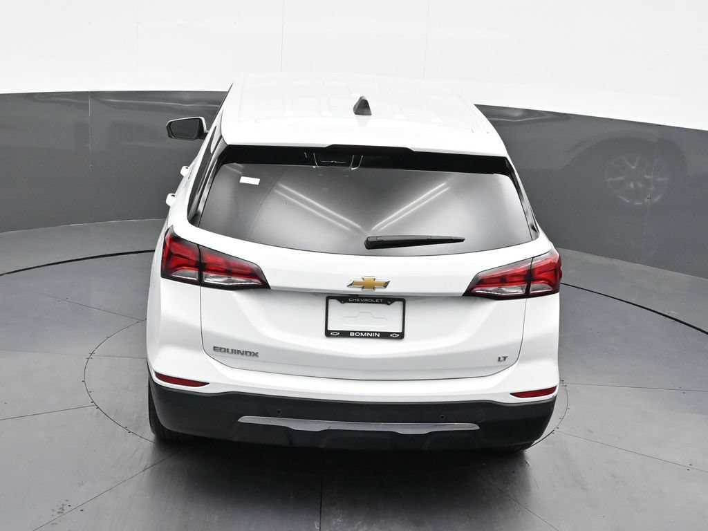 Used 2024 Chevrolet Equinox LT FWD image 18