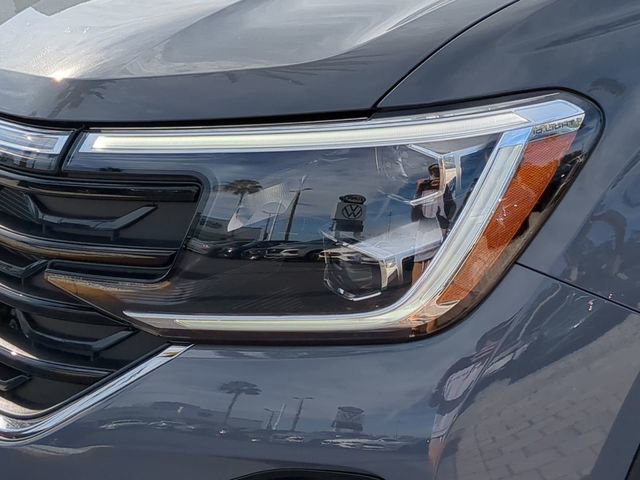 New 2026 Volkswagen Atlas SEL Premium R-Line image 7