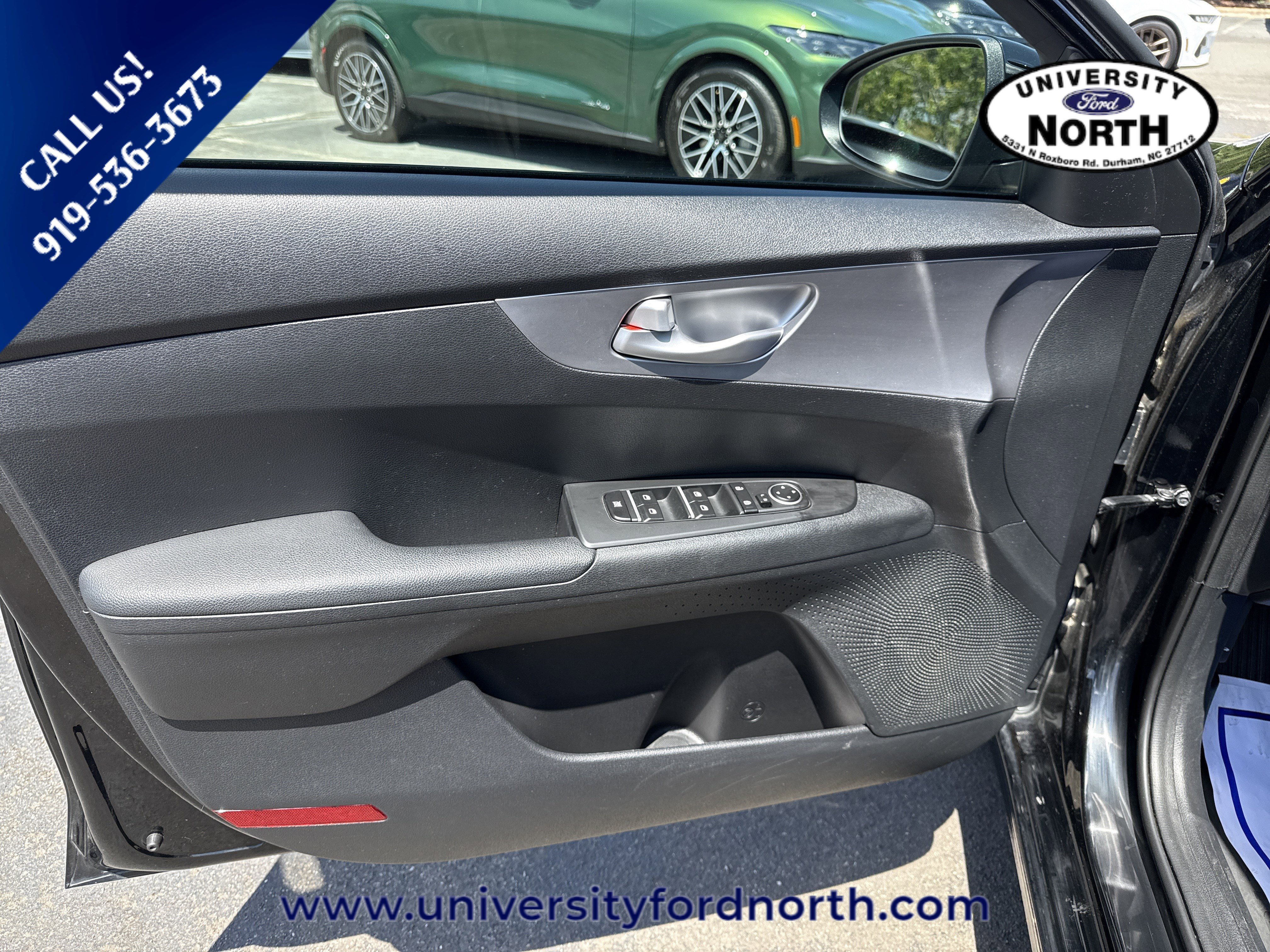 Used 2023 Kia Forte LXS FWD image 11