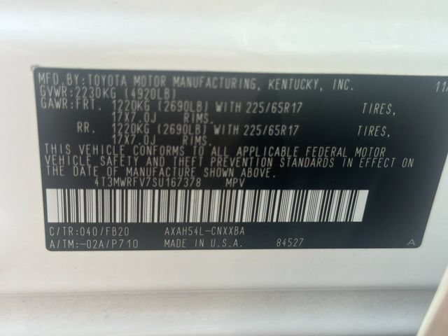 Certified 2025 Toyota RAV4 LE AWD/4WD image 31