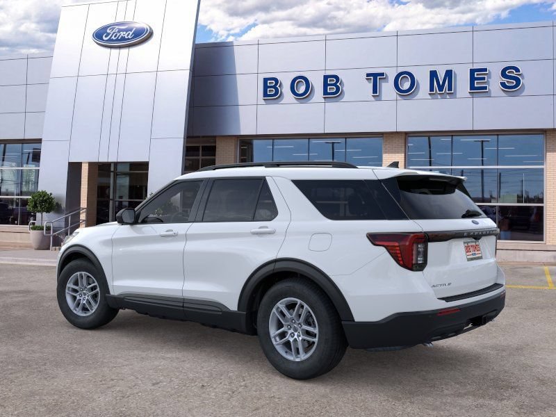 New 2026 Ford Explorer Active AWD/4WD image 4