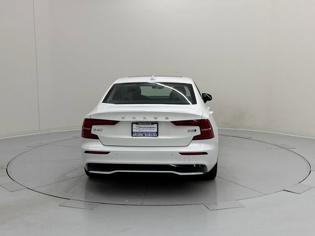 Used 2024 Volvo S60 B5 Plus image 4