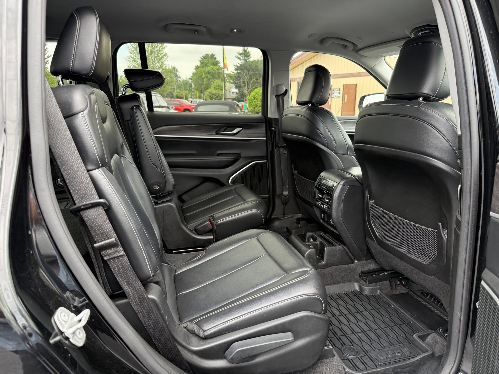 Used 2021 Jeep Grand Cherokee L Limited image 15