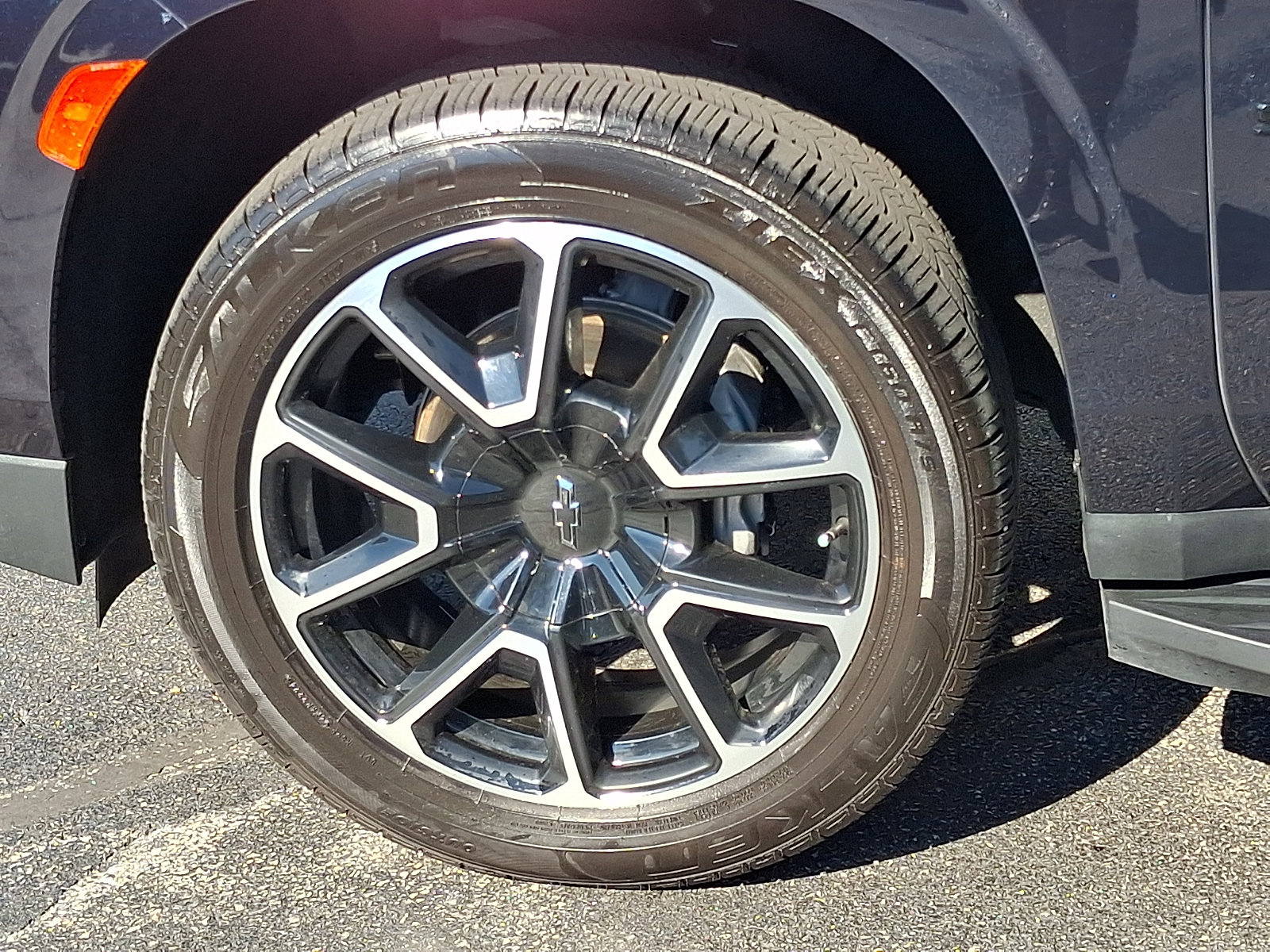 Certified 2023 Chevrolet Suburban RST AWD/4WD image 9