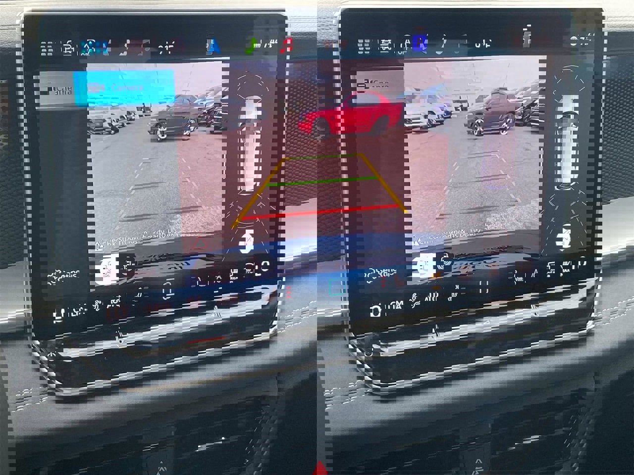 New 2025 Volkswagen Tiguan SE image 22