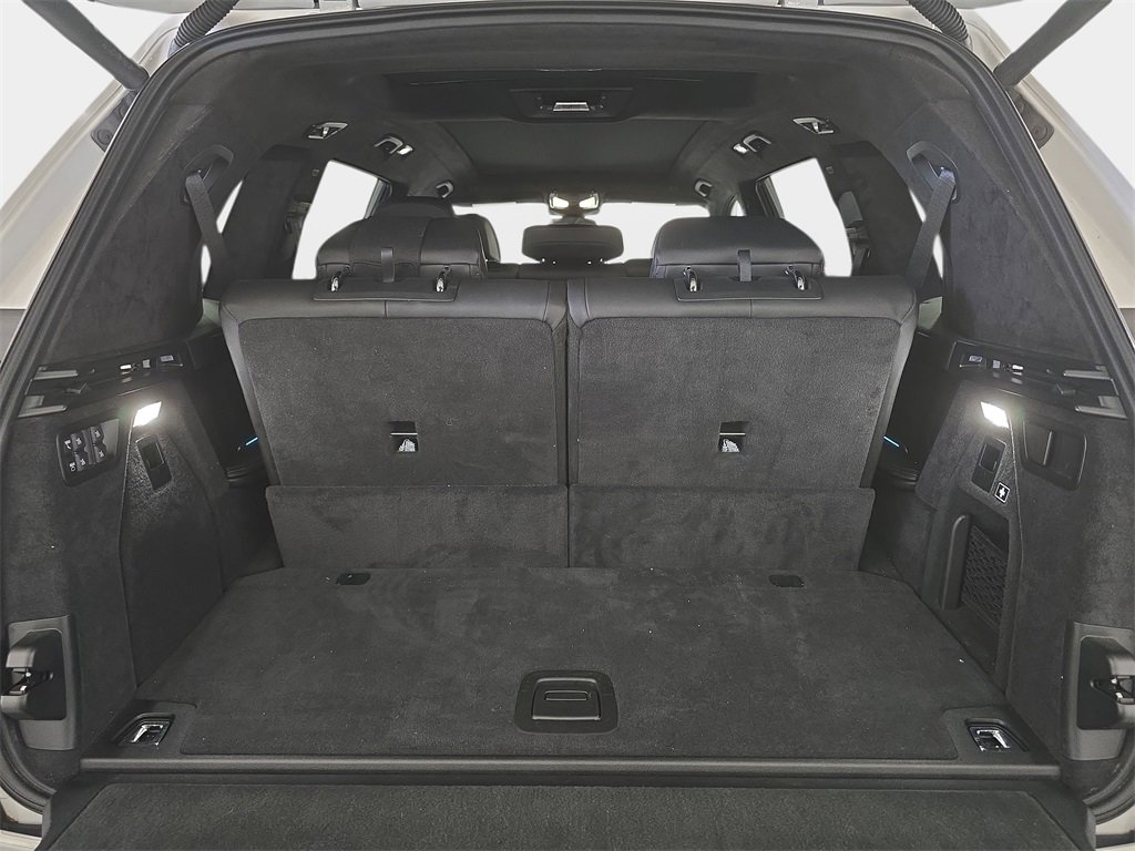 Used 2024 BMW X7 xDrive40i w/ M Sport Package image 26