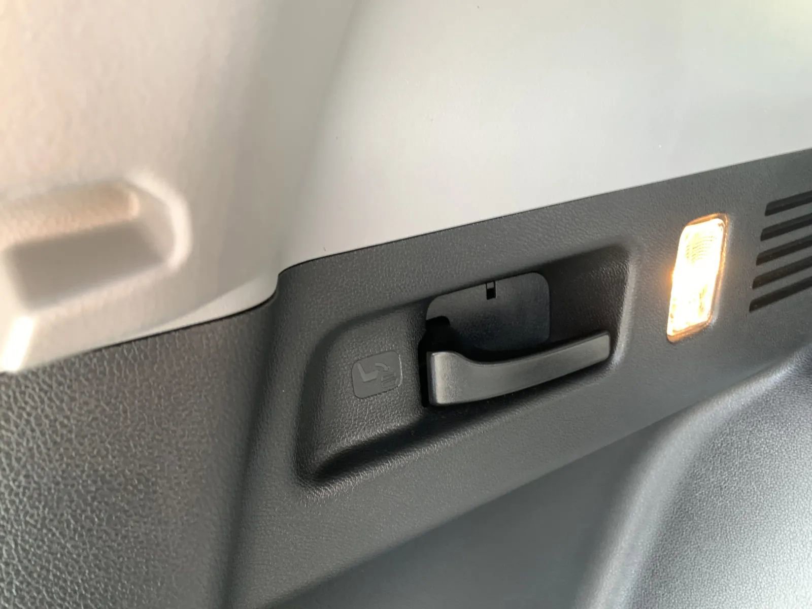 Used 2018 Honda CR-V EX-L image 39