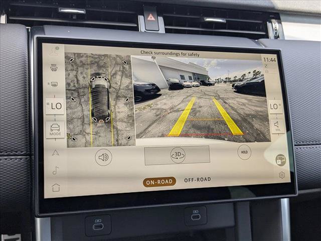 New 2026 Land Rover Discovery Sport Landmark AWD/4WD image 13