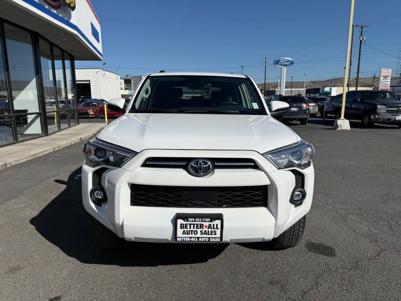 Used 2024 Toyota 4Runner SR5 image 2