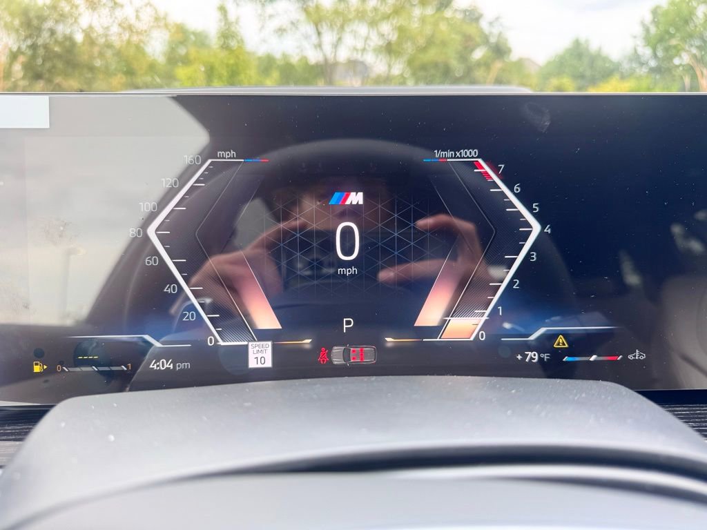 Used 2026 BMW X7 xDrive40i w/ Executive Package image 29