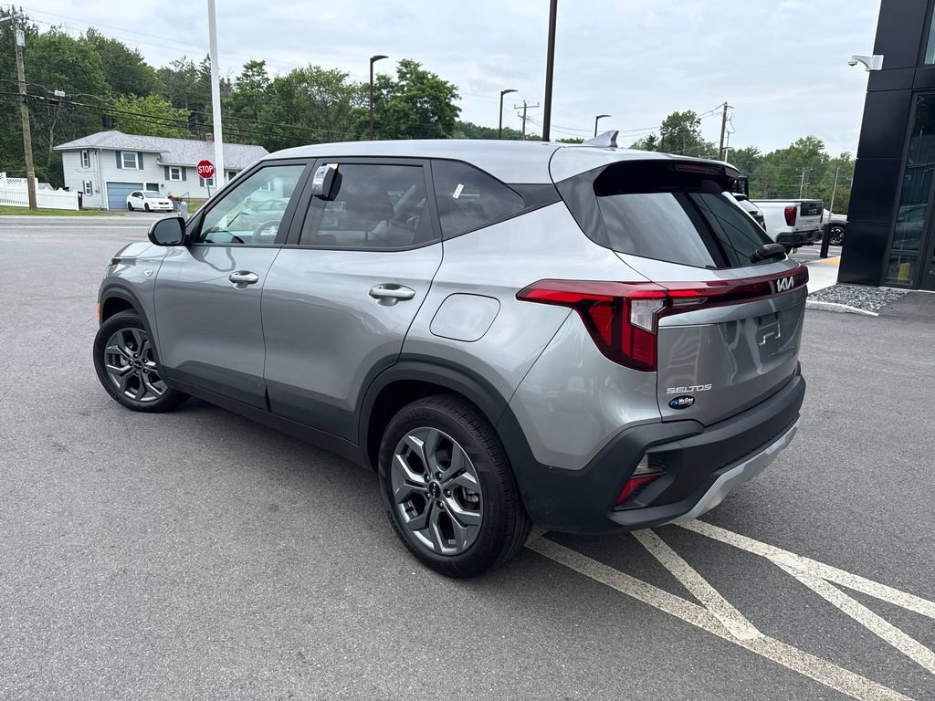 Used 2026 Kia Seltos LX FWD image 3