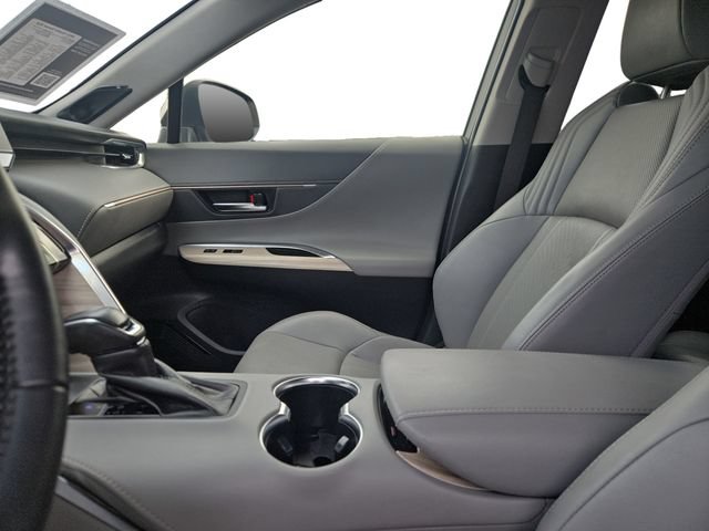 Certified 2021 Toyota Venza XLE w/ Softex Package AWD/4WD image 11