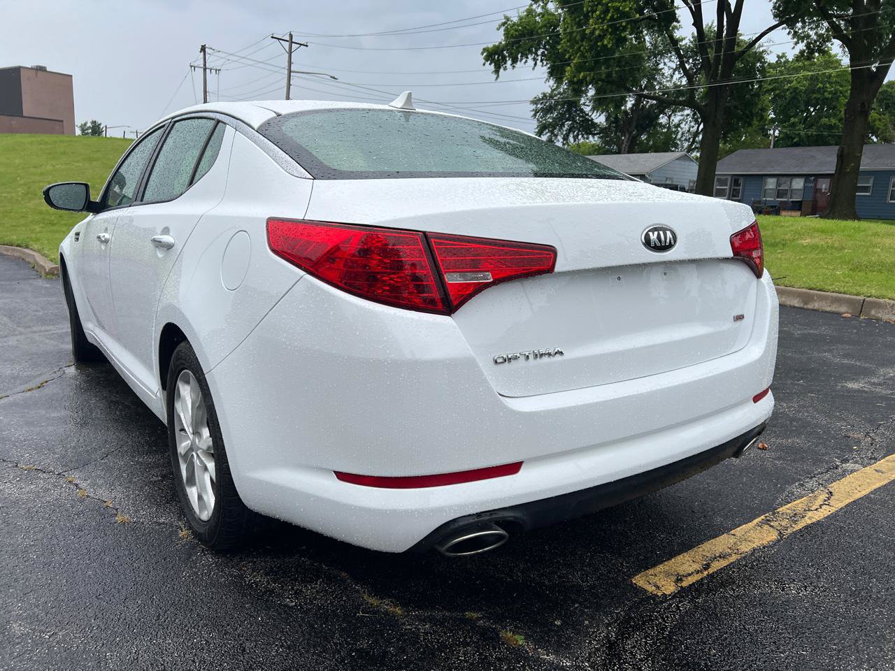 Used 2012 Kia Optima EX FWD image 3