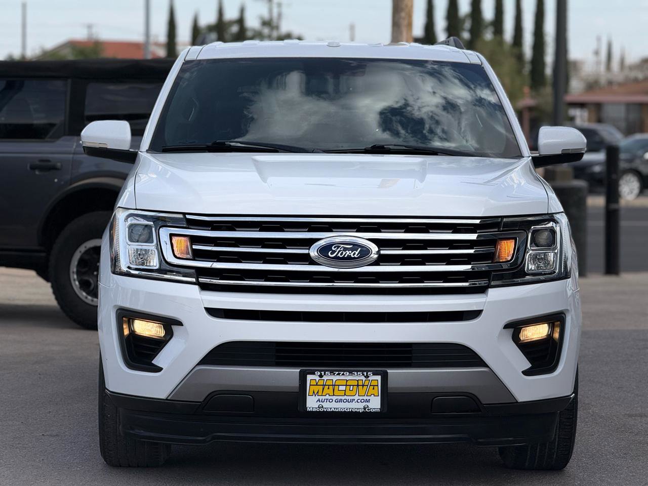 Used 2019 Ford Expedition XLT w/ Equipment Group 201A RWD image 4