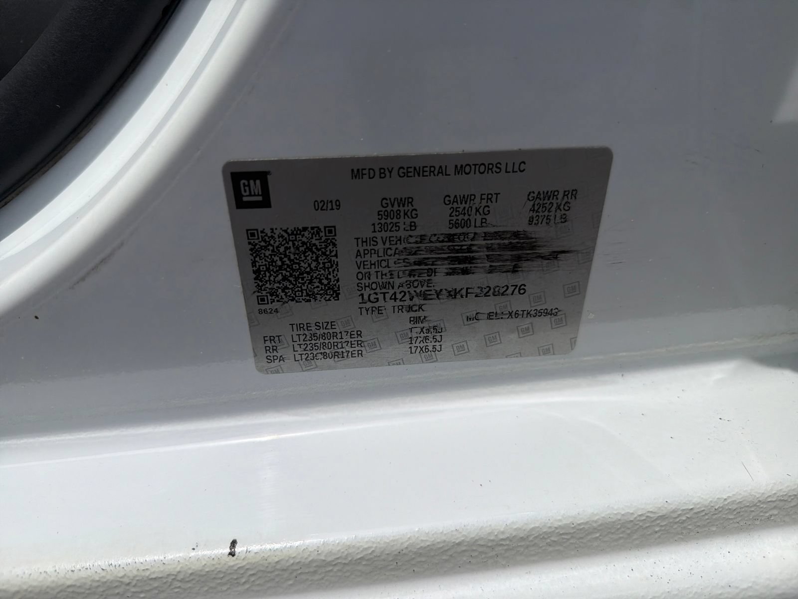 Used 2019 GMC Sierra 3500 Denali w/ Duramax Plus Package AWD/4WD image 32