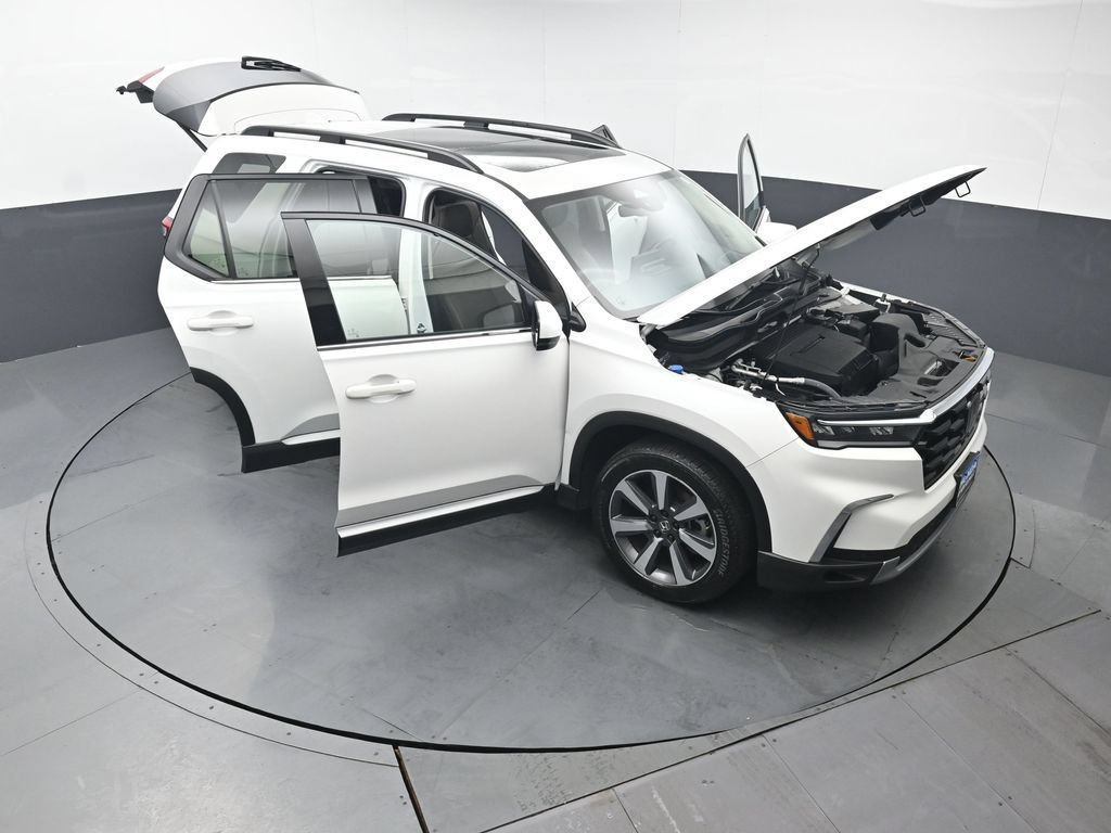 Certified 2023 Honda Pilot Elite image 56