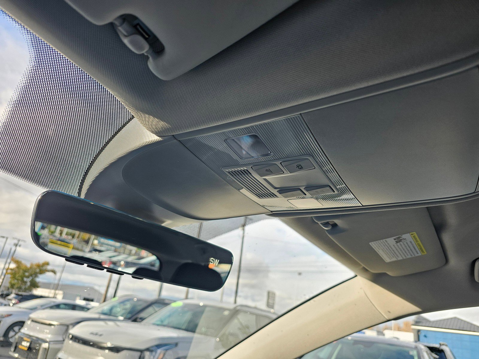 Used 2024 Volkswagen Taos S image 34