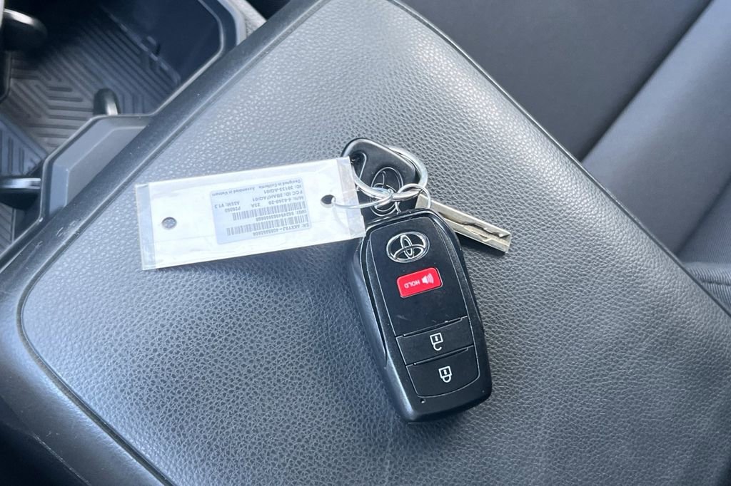 Used 2024 Toyota Tacoma SR image 12