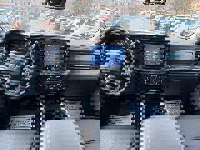 Used 2025 Ford F350 Lariat w/ FX4 Off-Road Package image 12