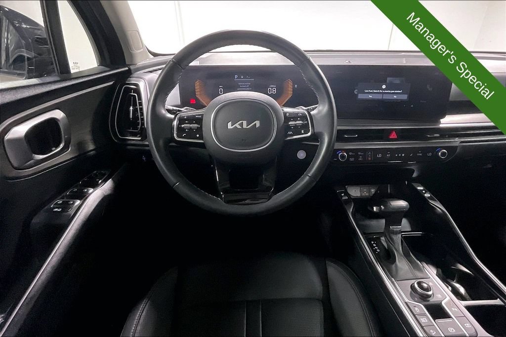 Used 2025 Kia Sorento X-Line EX AWD/4WD image 6