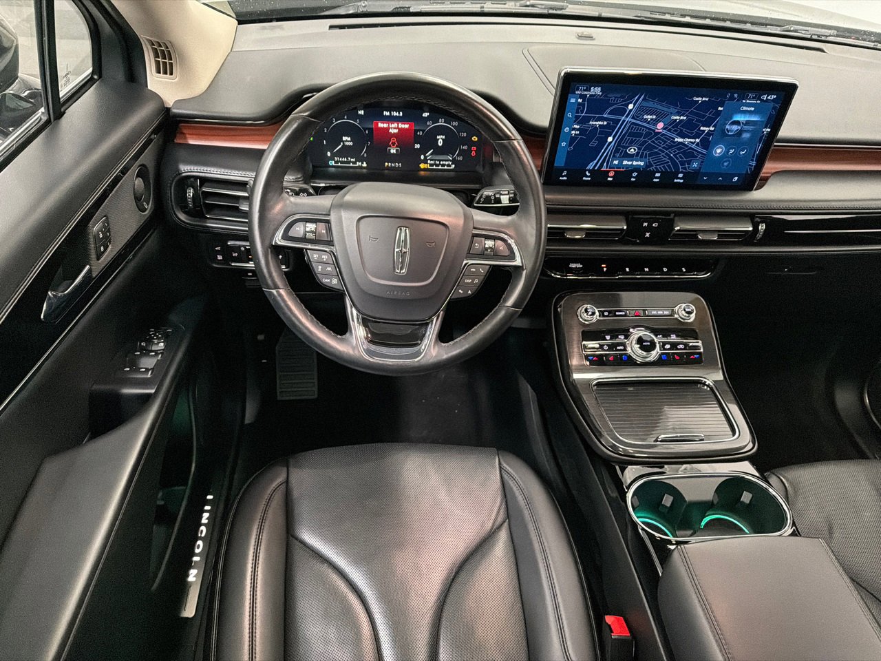 Certified 2022 Lincoln Nautilus Reserve w/ Equipment Group 201A image 23