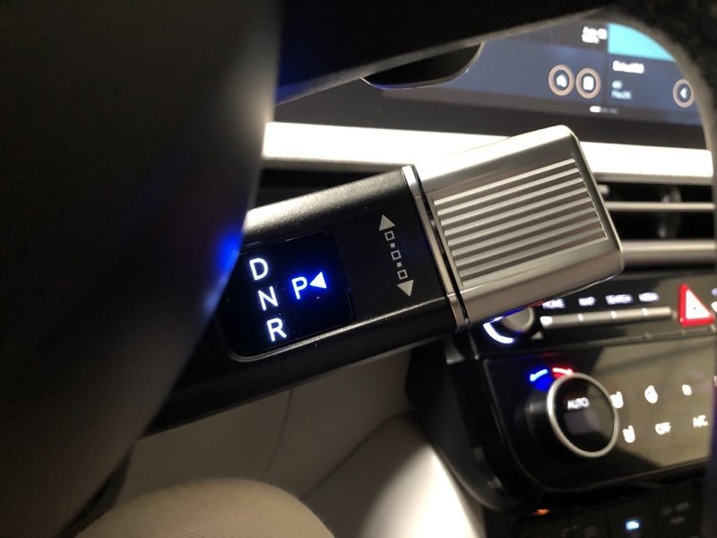 Used 2025 Hyundai Tucson Limited image 30