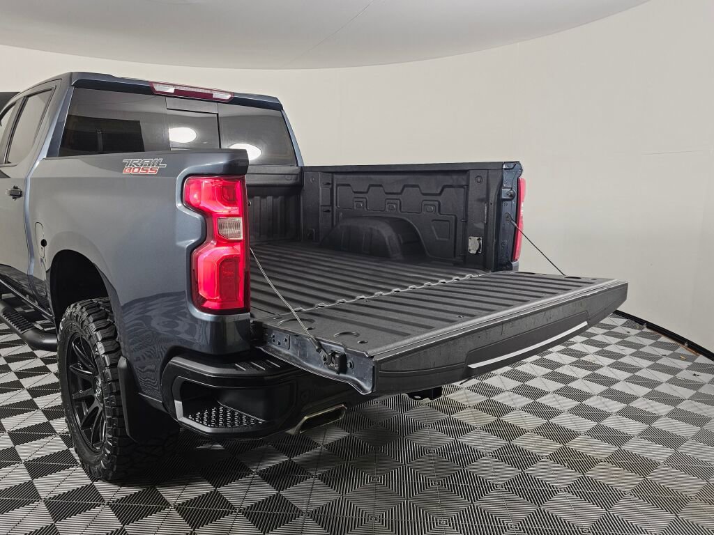 Used 2021 Chevrolet Silverado 1500 LT Trail Boss w/ Convenience Package II AWD/4WD image 15