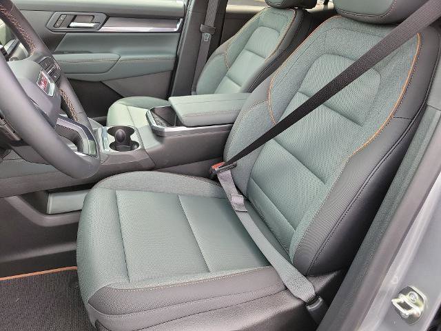 New 2026 GMC Terrain AT4 w/ Technology Package II image 11