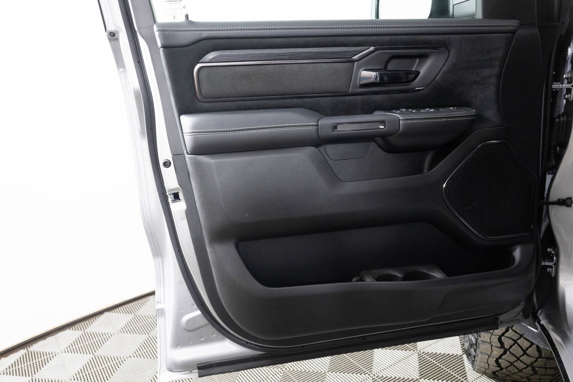 New 2026 RAM 1500 RHO image 14