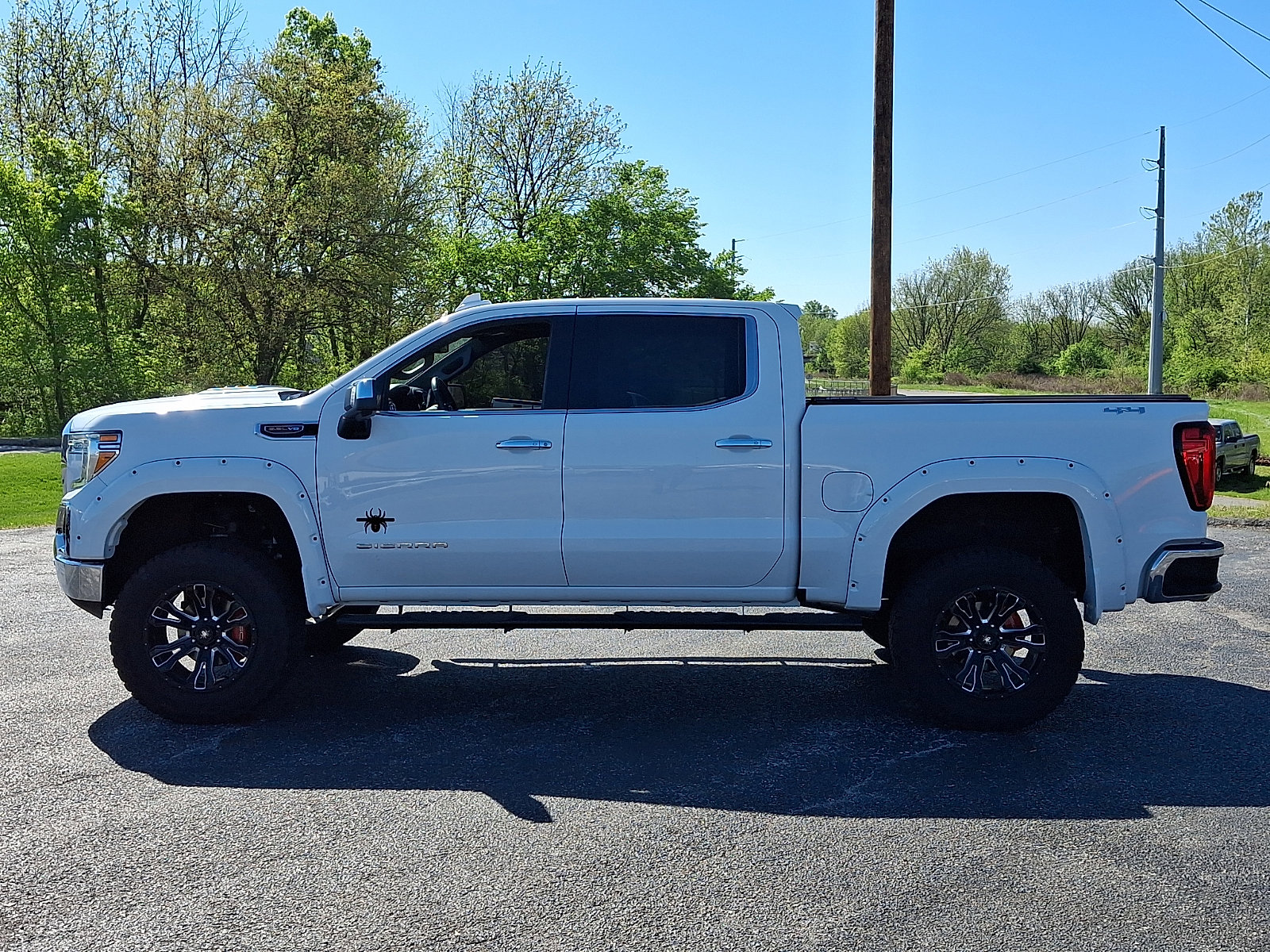 Used 2021 GMC Sierra 1500 SLT w/ SLT Premium Plus Package AWD/4WD image 5