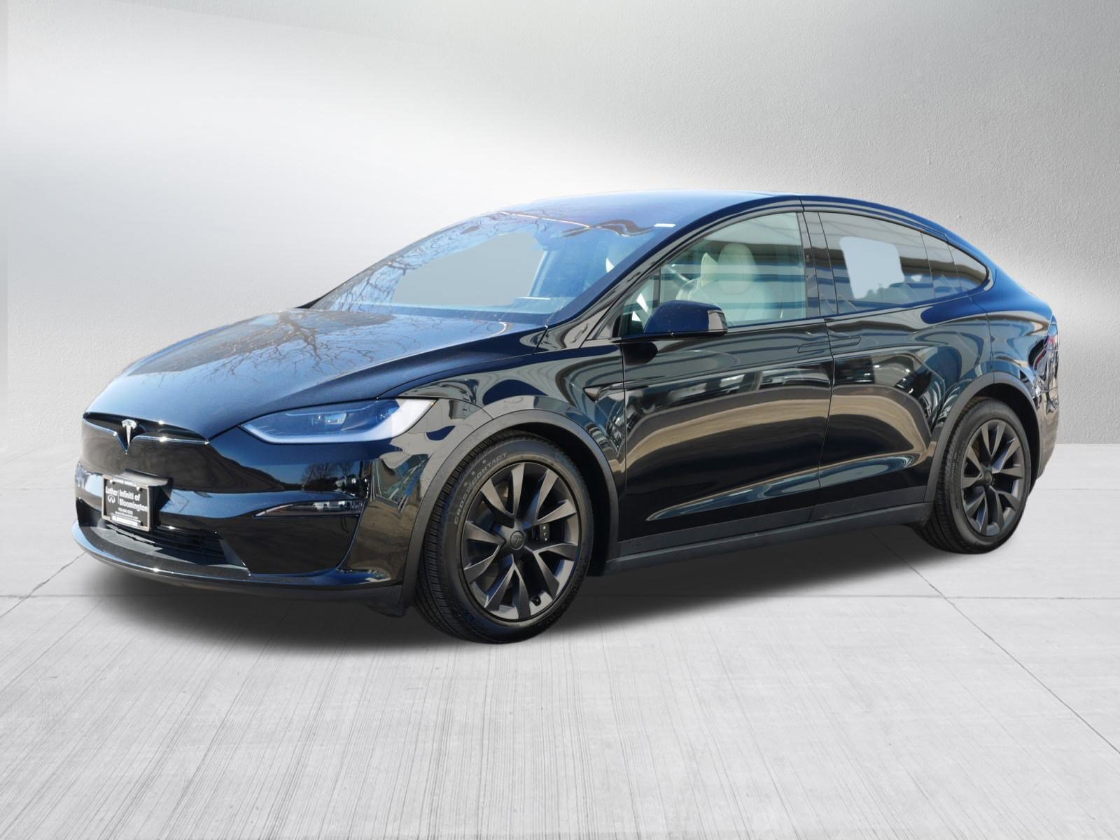 Used 2024 Tesla Model X image 3